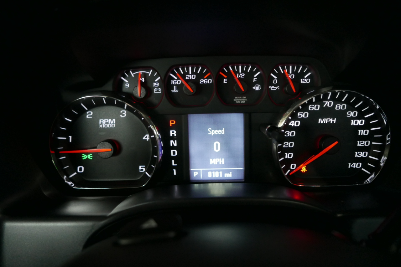 Chevrolet Silverado MD 4WD Crew Cab Work Truck 2024