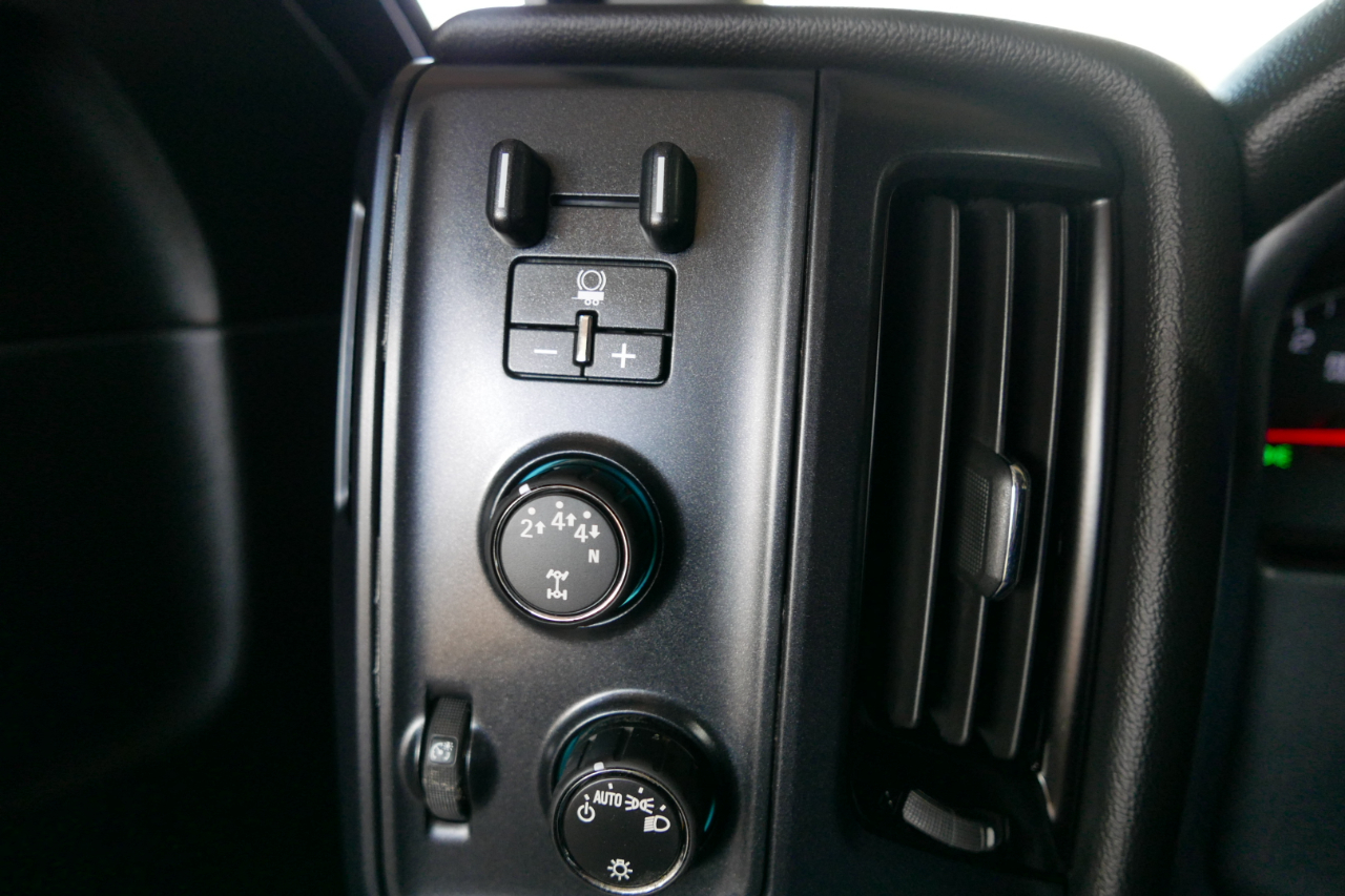 Chevrolet Silverado MD 4WD Crew Cab Work Truck 2024