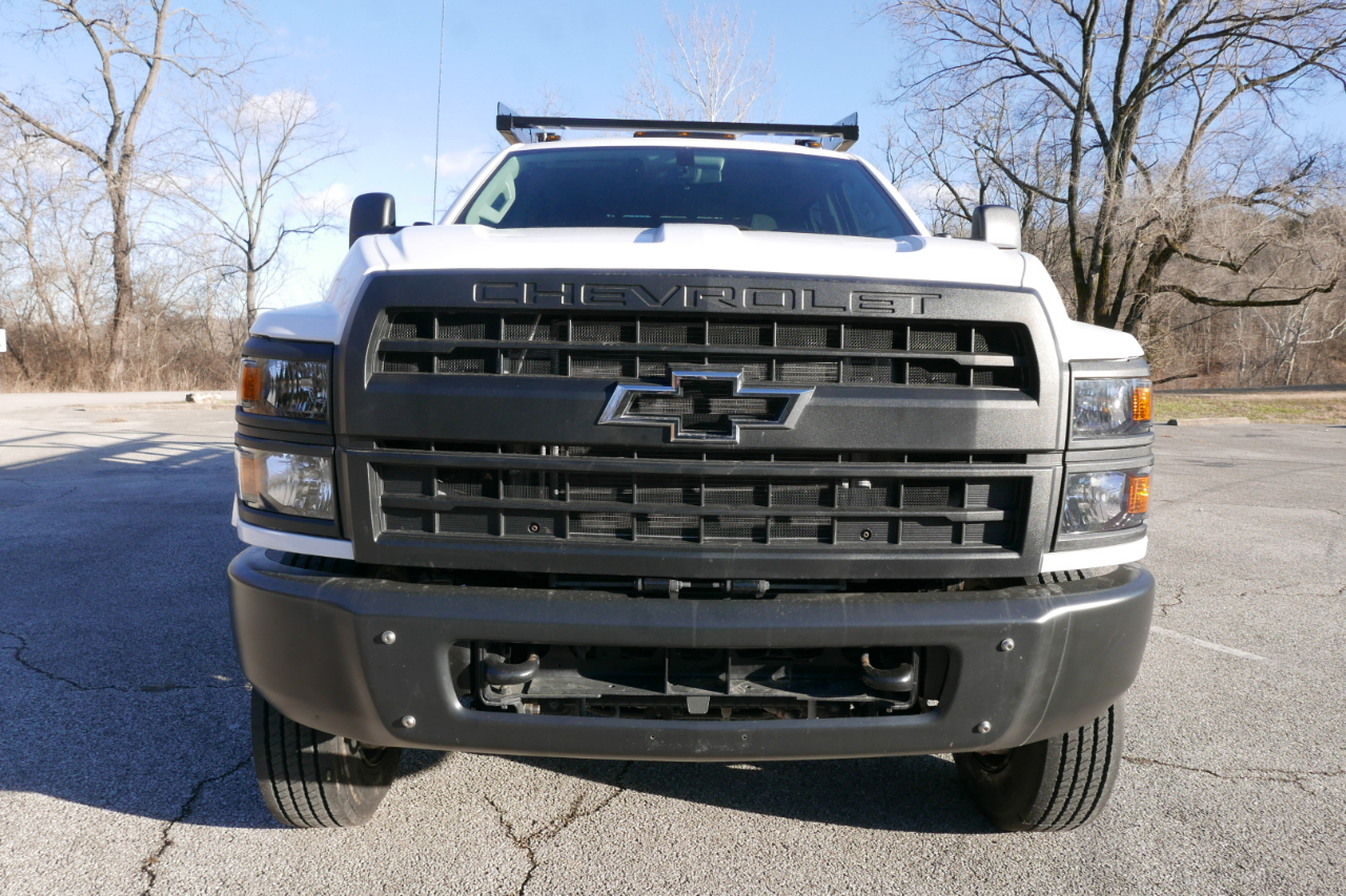 Chevrolet Silverado MD 4WD Crew Cab Work Truck 2024