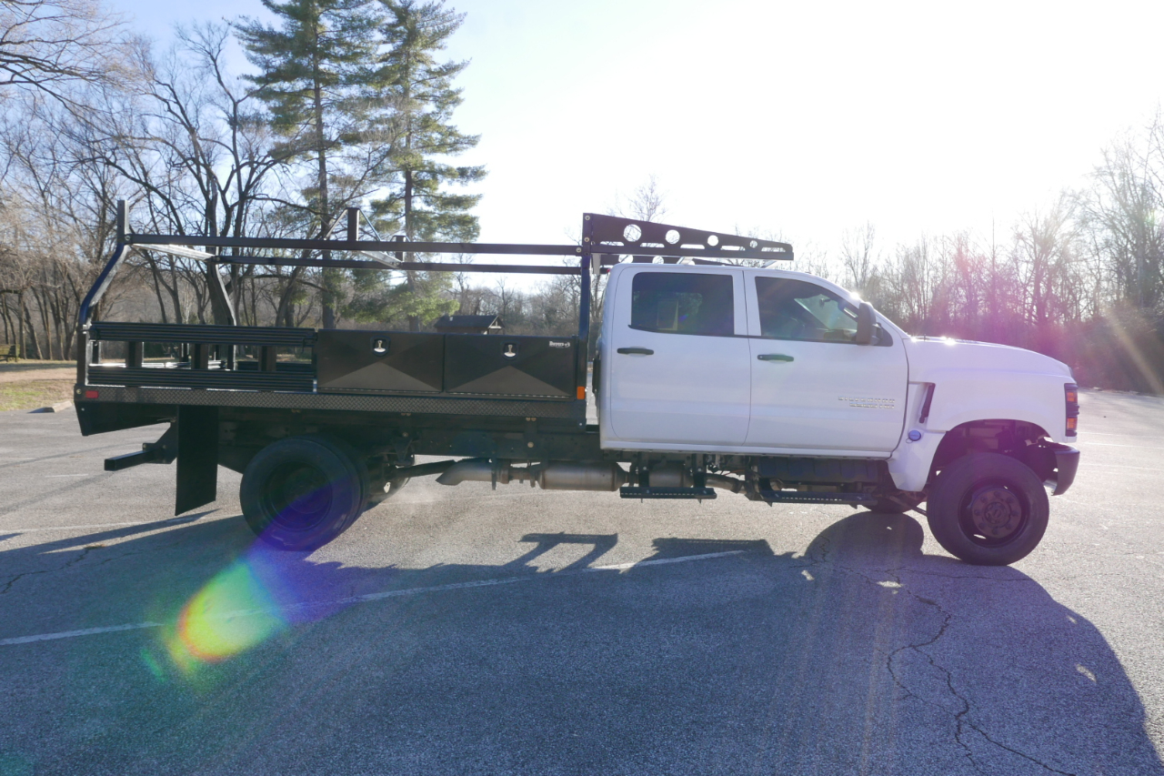 Chevrolet Silverado MD 4WD Crew Cab Work Truck 2024