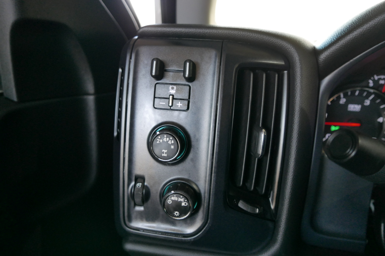 Chevrolet Silverado MD 4WD Crew Cab Work Truck 2024