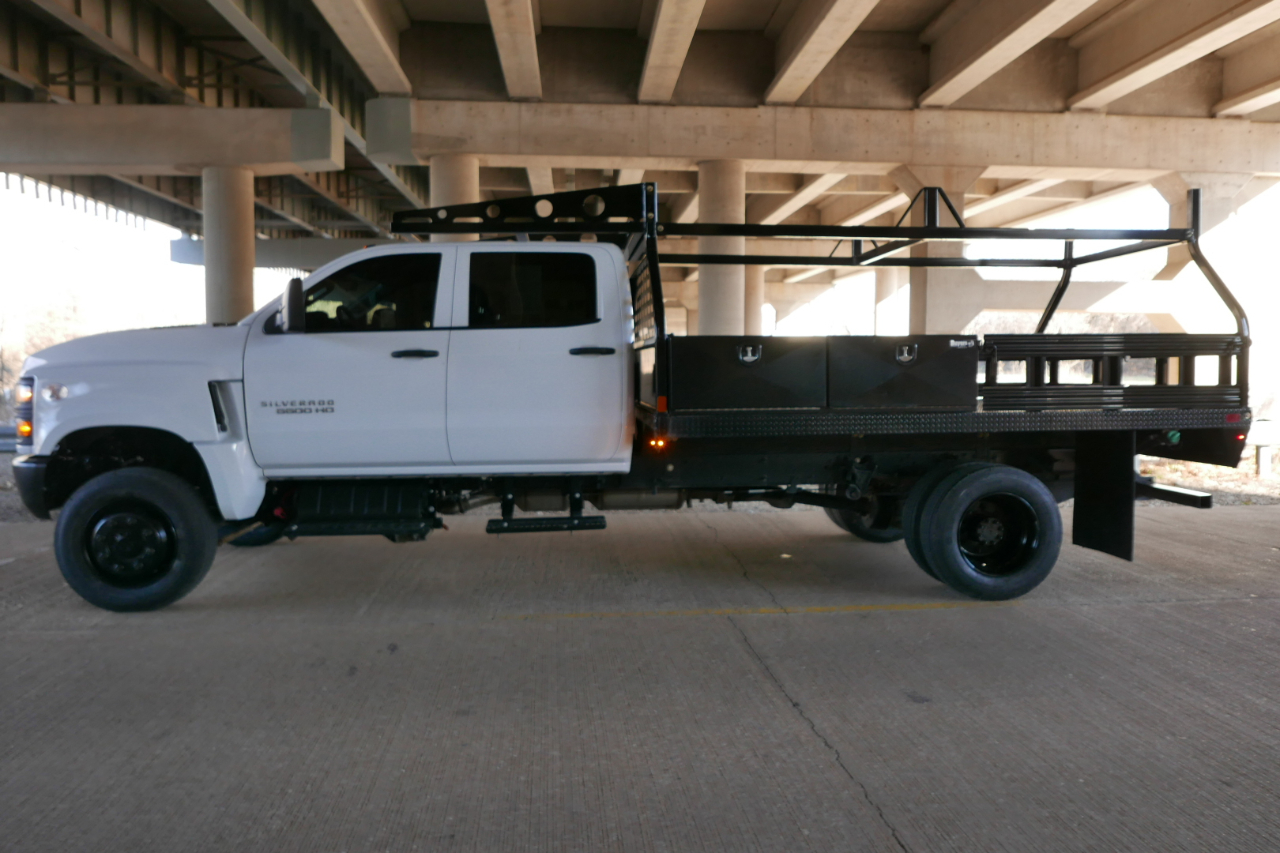 Chevrolet Silverado MD 4WD Crew Cab Work Truck 2024