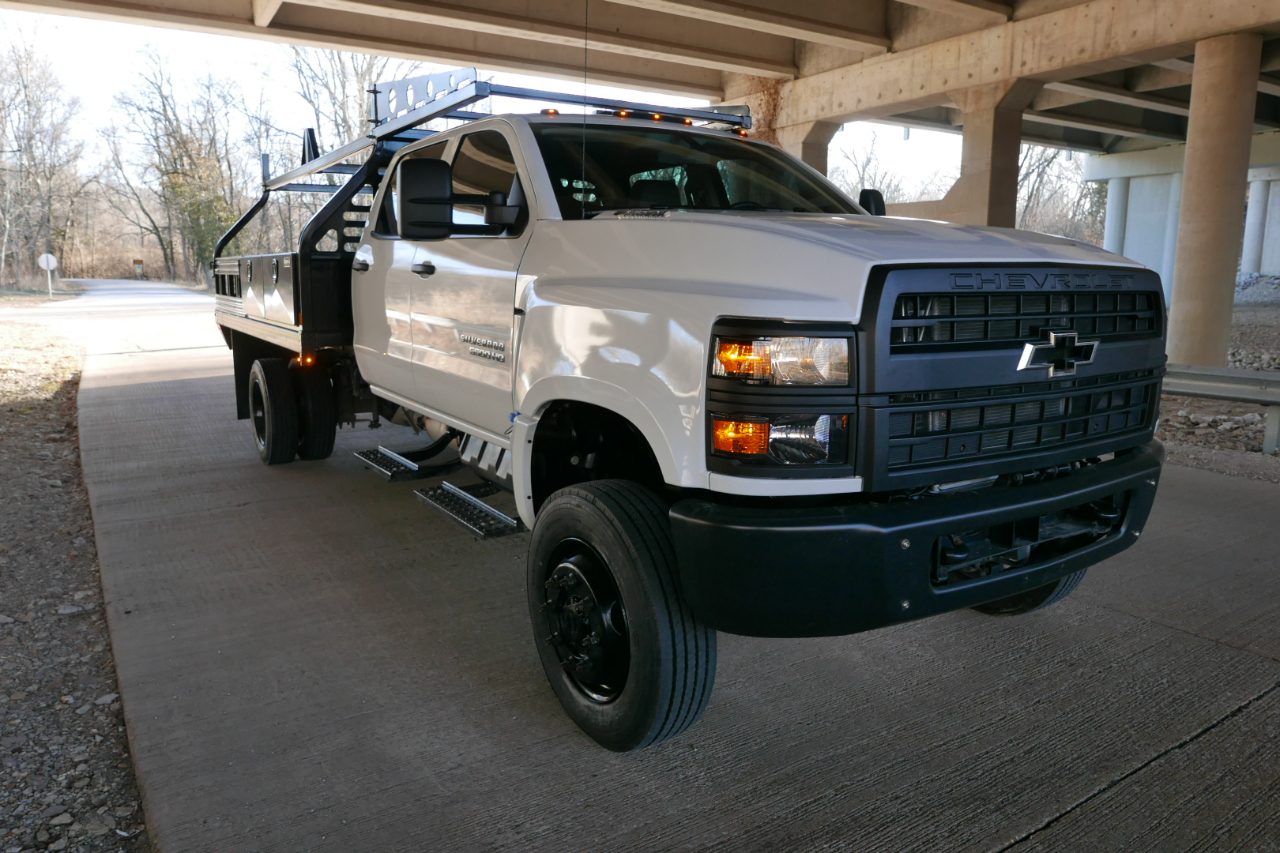 Chevrolet Silverado MD 4WD Crew Cab Work Truck 2024