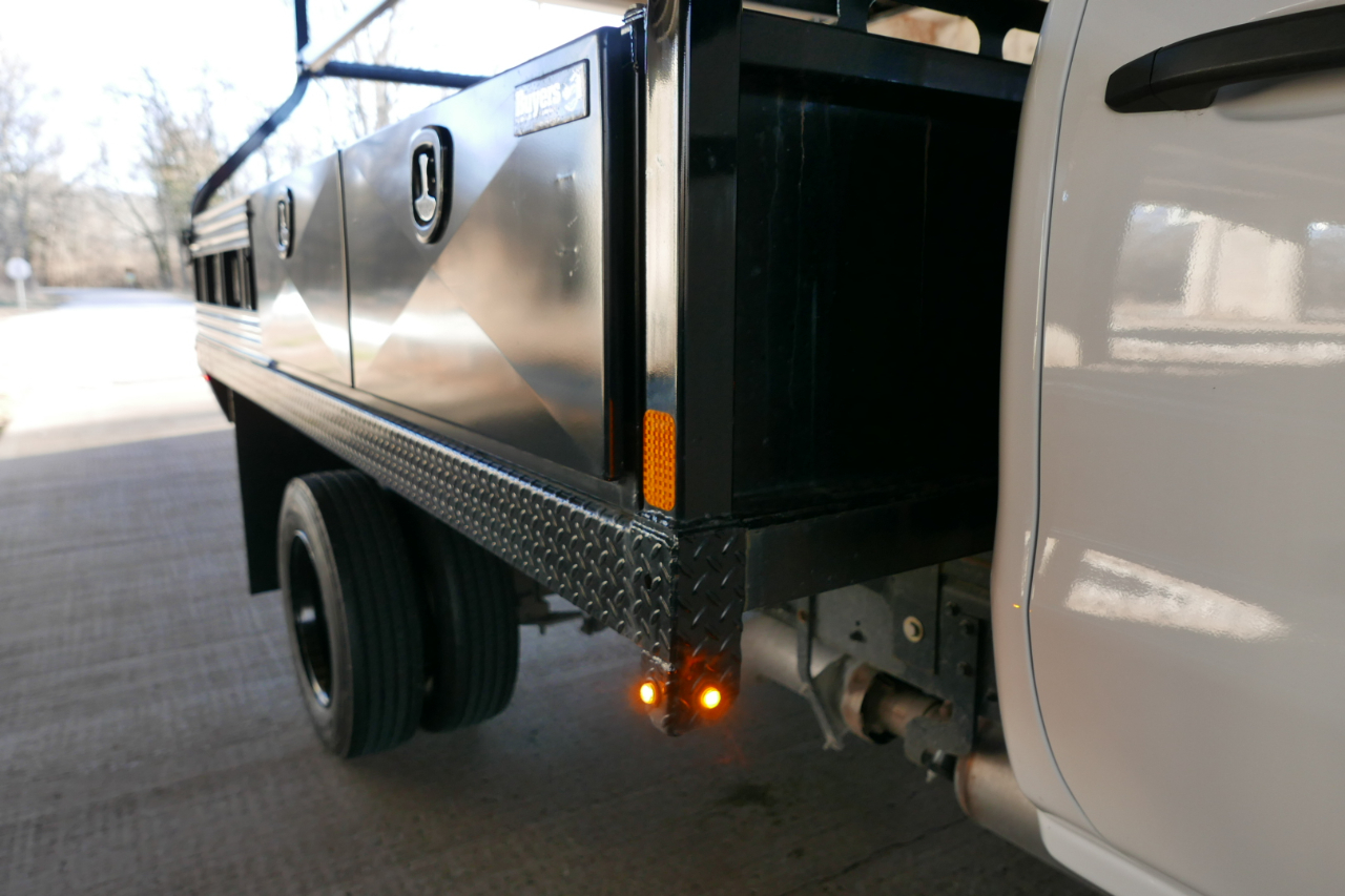 Chevrolet Silverado MD 4WD Crew Cab Work Truck 2024