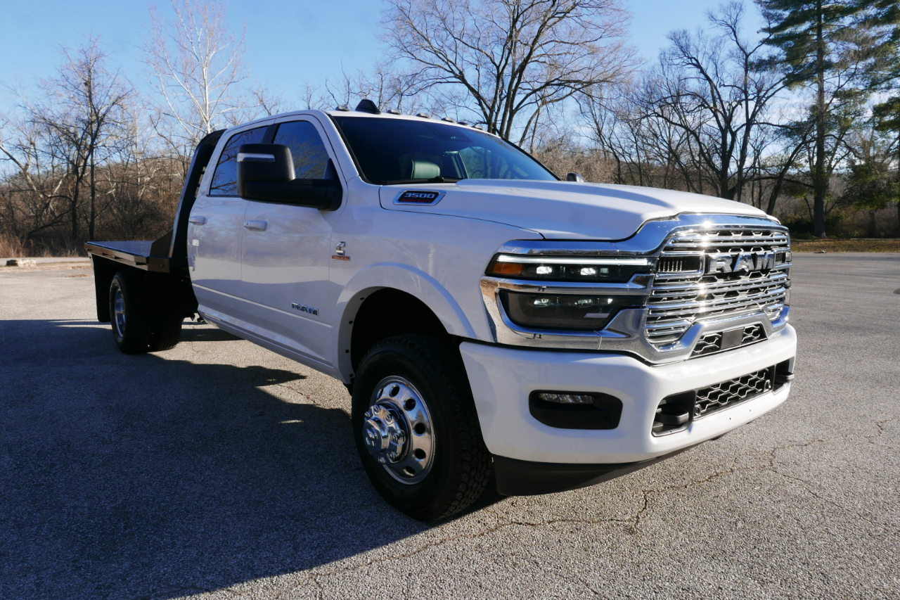 RAM 3500 Chassis Cab Big Horn 4WD Crew Cab 60" CA 172.4" WB 2026