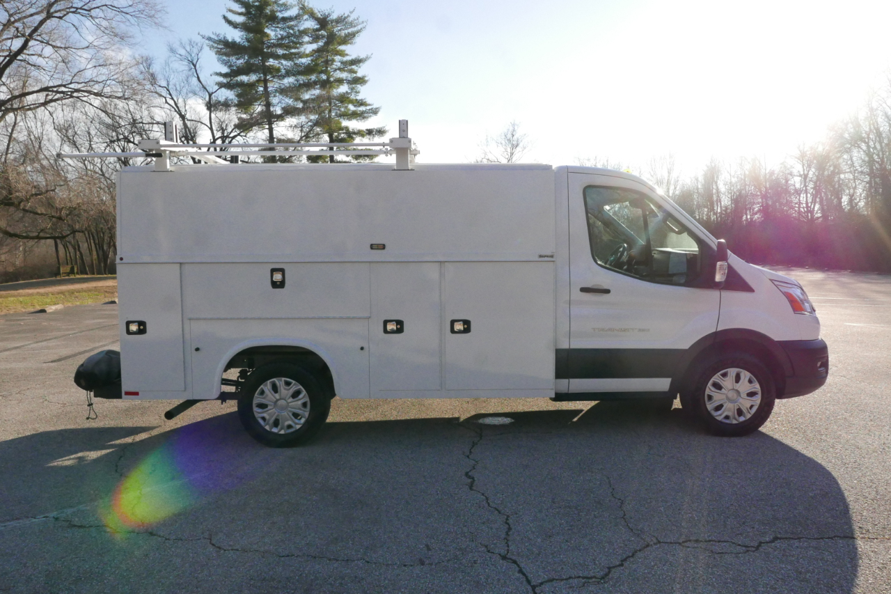 Ford Transit Cutaway T-350 RWD SRW 138" WB 9500 GVWR 2022