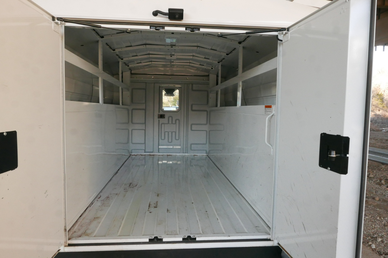 Ford Transit Cutaway T-350 RWD SRW 138" WB 9500 GVWR 2022