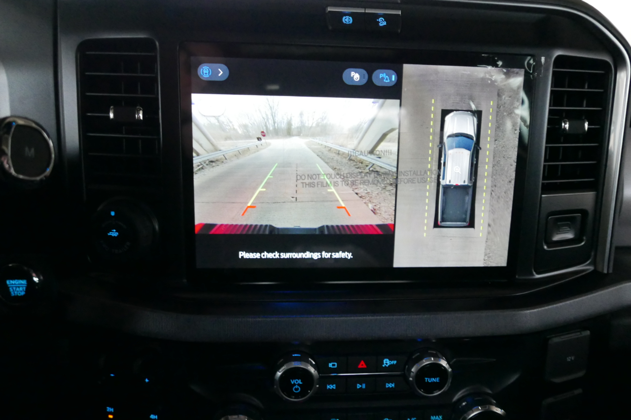 Ford Super Duty F-450 DRW Platinum 4WD Crew Cab 8' Box 2026