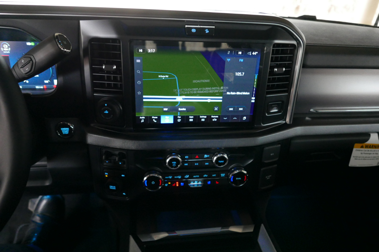 Ford Super Duty F-450 DRW Platinum 4WD Crew Cab 8' Box 2026