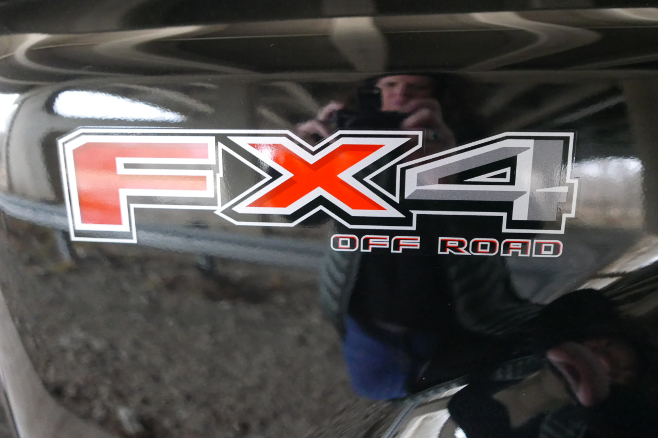 Ford Super Duty F-450 DRW Platinum 4WD Crew Cab 8' Box 2026