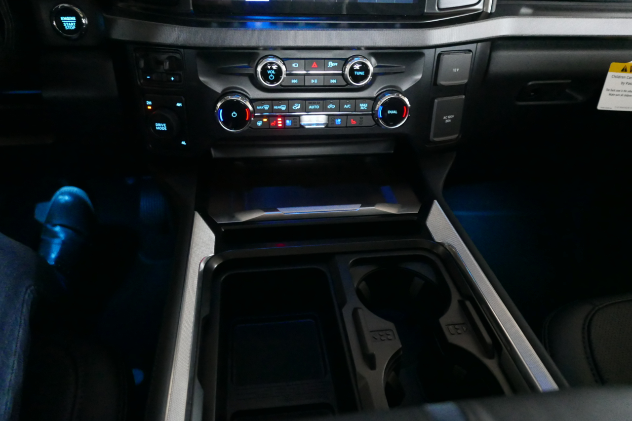 Ford Super Duty F-450 DRW Platinum 4WD Crew Cab 8' Box 2026