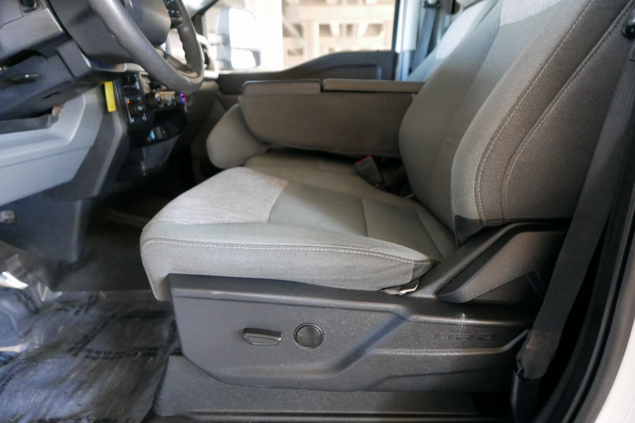 Ford Super Duty F-250 SRW XLT 4WD Crew Cab 8' Box 2024