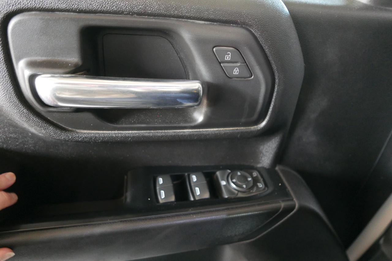 GMC Sierra 2500HD 4WD Double Cab 162" Pro 2023