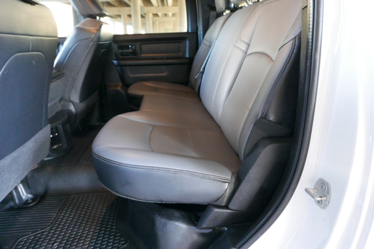 RAM 2500 Tradesman 4x4 Crew Cab 8' Box 2024