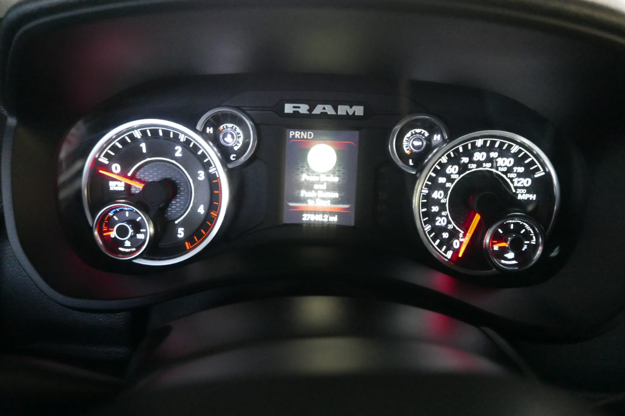 RAM 2500 Tradesman 4x4 Crew Cab 8' Box 2024