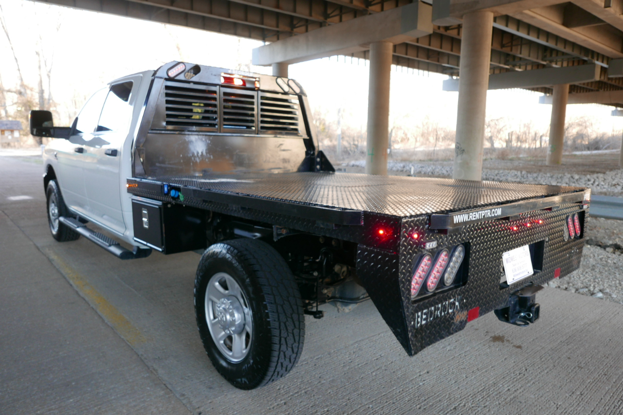 RAM 2500 Tradesman 4x4 Crew Cab 8' Box 2024