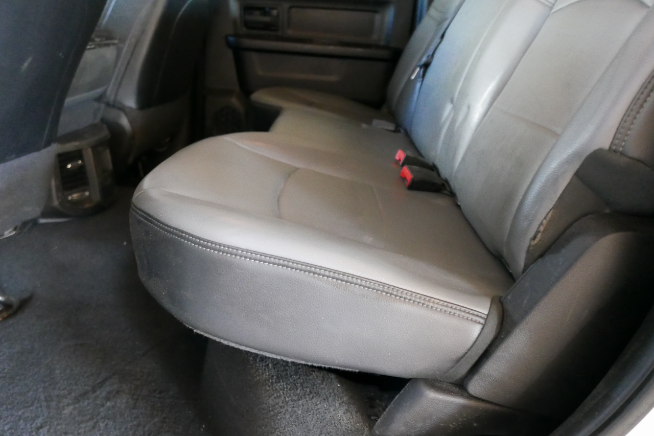 RAM 2500 Tradesman 4x4 Crew Cab 8' Box 2023