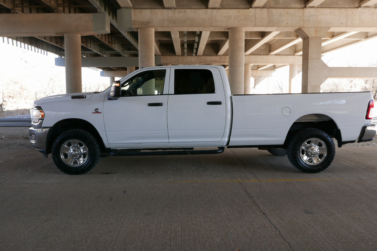 RAM 2500 Tradesman 4x4 Crew Cab 8' Box 2023
