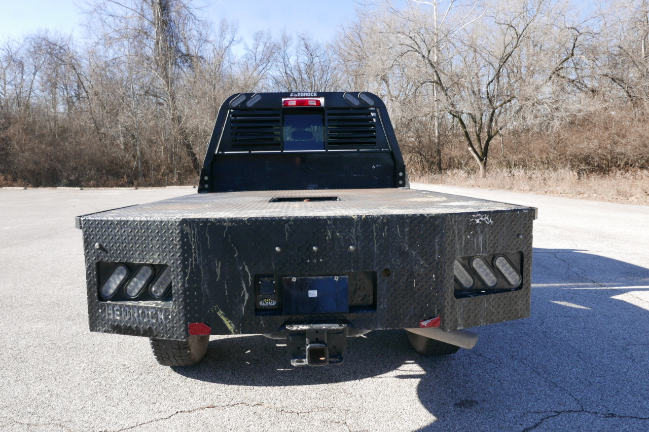 RAM 2500 Tradesman 4x4 Crew Cab 8' Box 2023