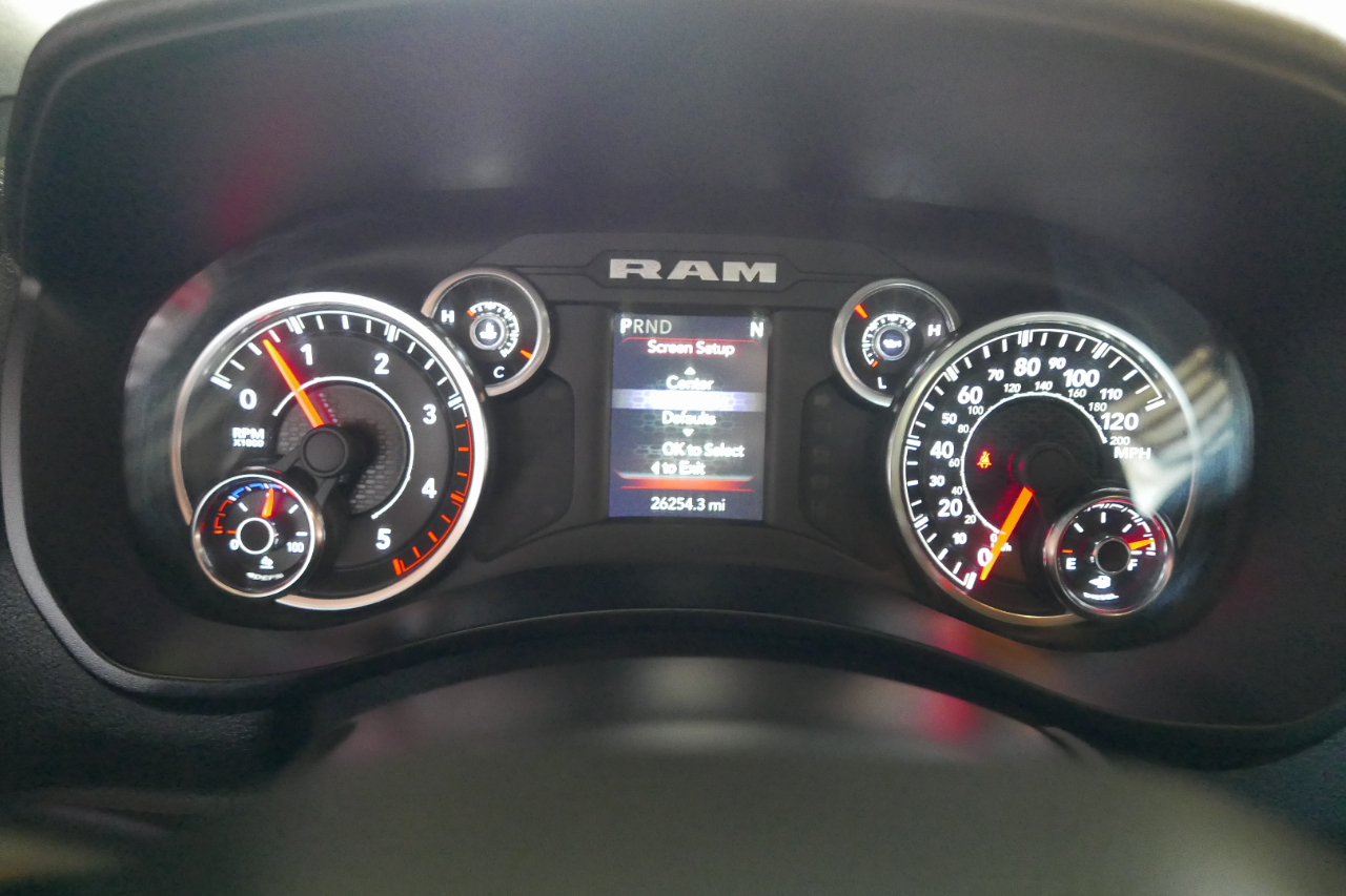 RAM 2500 Tradesman 4x4 Crew Cab 8' Box 2023