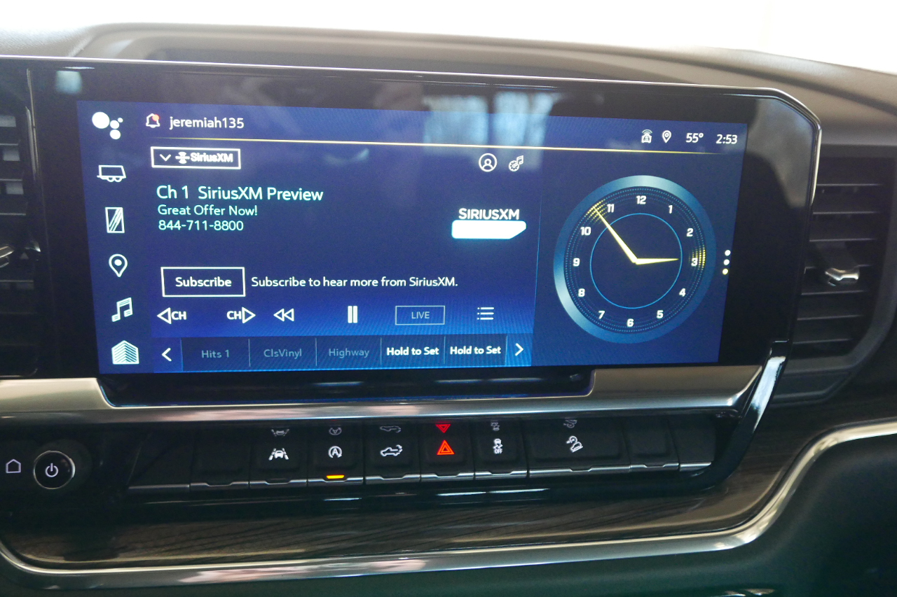 Chevrolet Silverado 1500 4WD Crew Cab 147" RST 2024