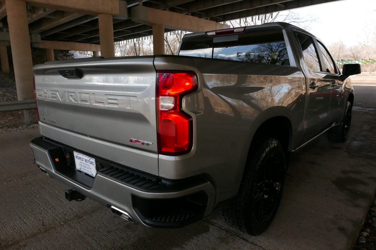 Chevrolet Silverado 1500 4WD Crew Cab 147" RST 2024