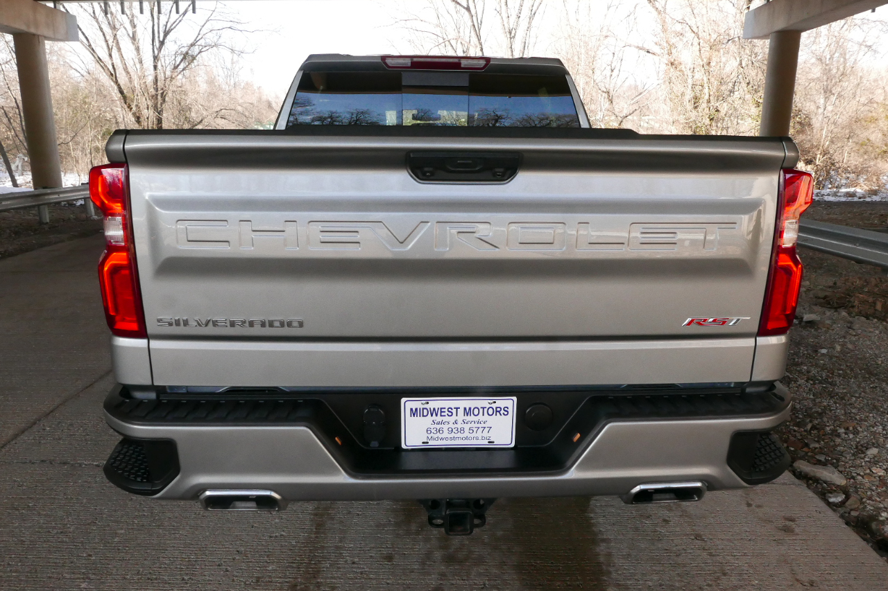 Chevrolet Silverado 1500 4WD Crew Cab 147" RST 2024