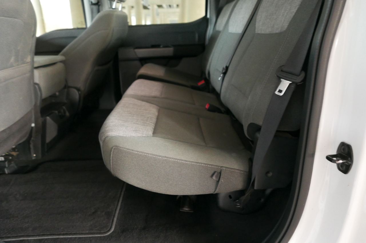 Ford Super Duty F-350 DRW XLT 4WD Crew Cab 8' Box 2023