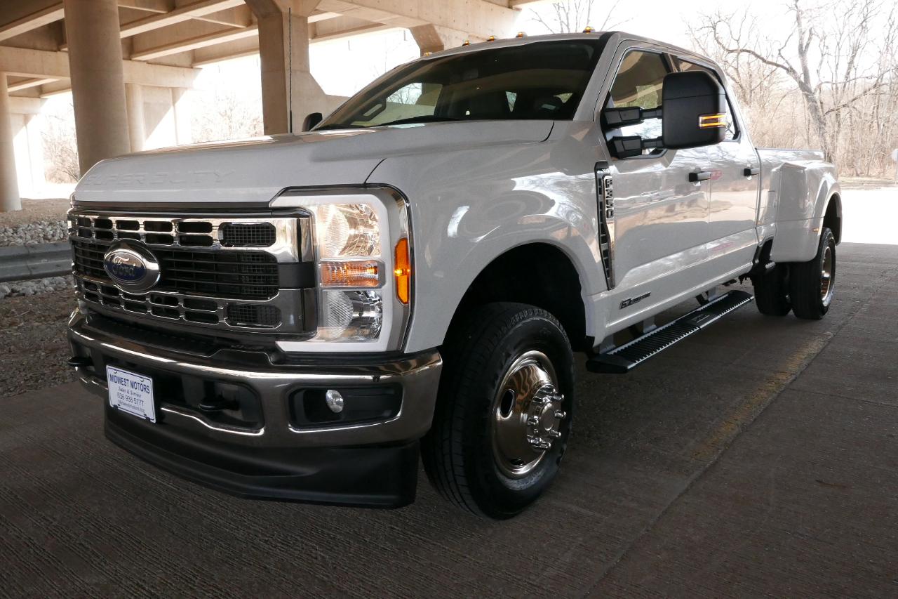 Ford Super Duty F-350 DRW XLT 4WD Crew Cab 8' Box 2023