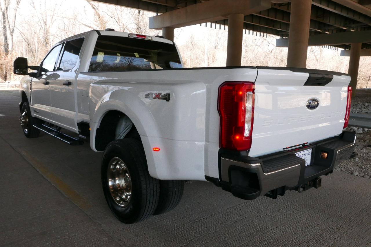 Ford Super Duty F-350 DRW XLT 4WD Crew Cab 8' Box 2023
