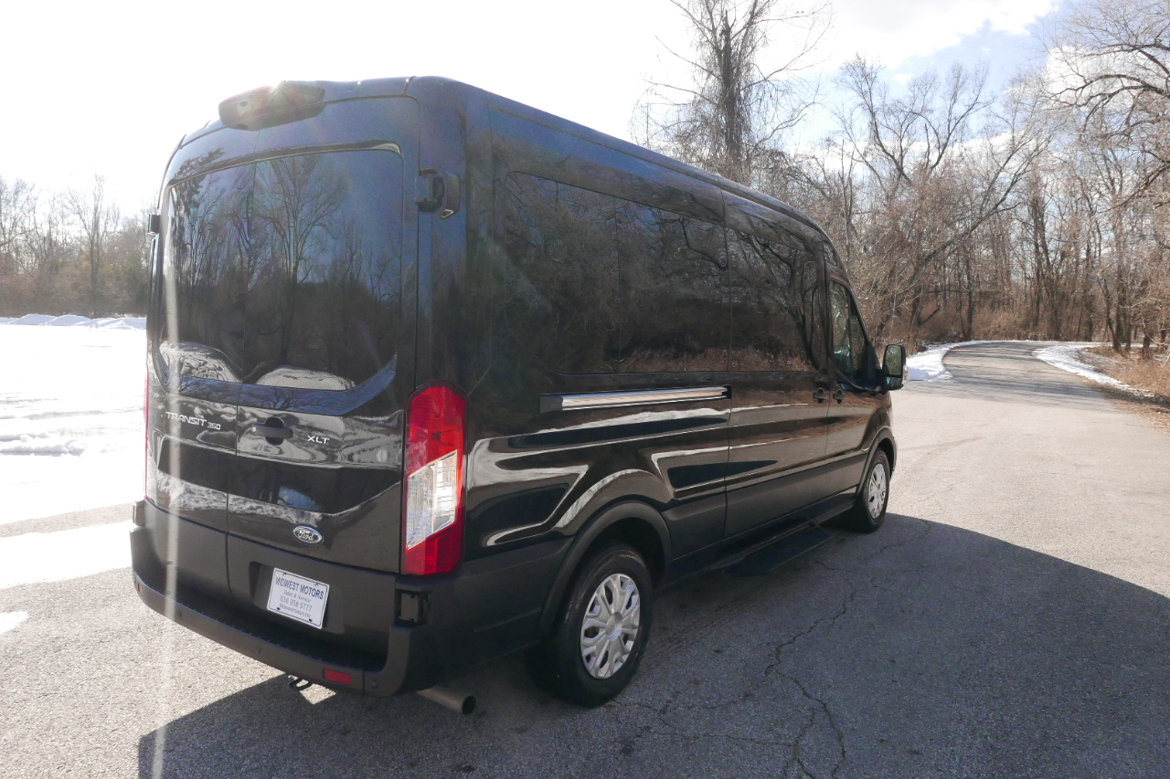 Ford Transit Passenger Wagon T-350 148" Med Roof XLT RWD 2023