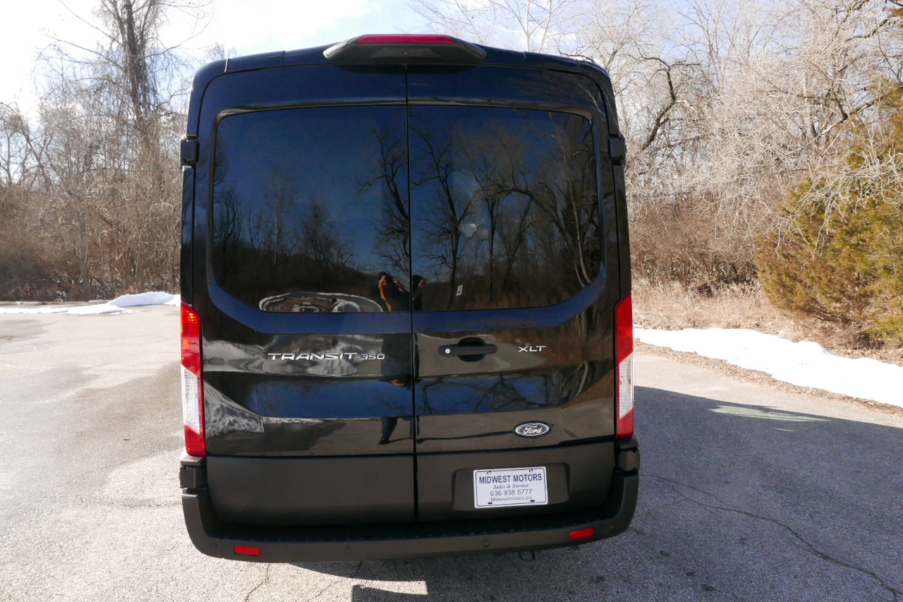 Ford Transit Passenger Wagon T-350 148" Med Roof XLT RWD 2023