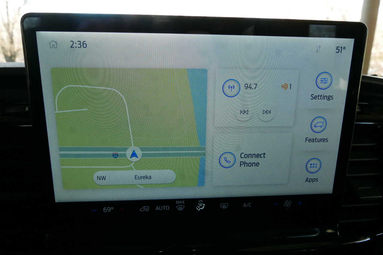 Ford Transit Passenger Wagon T-350 148" Med Roof XLT RWD 2023