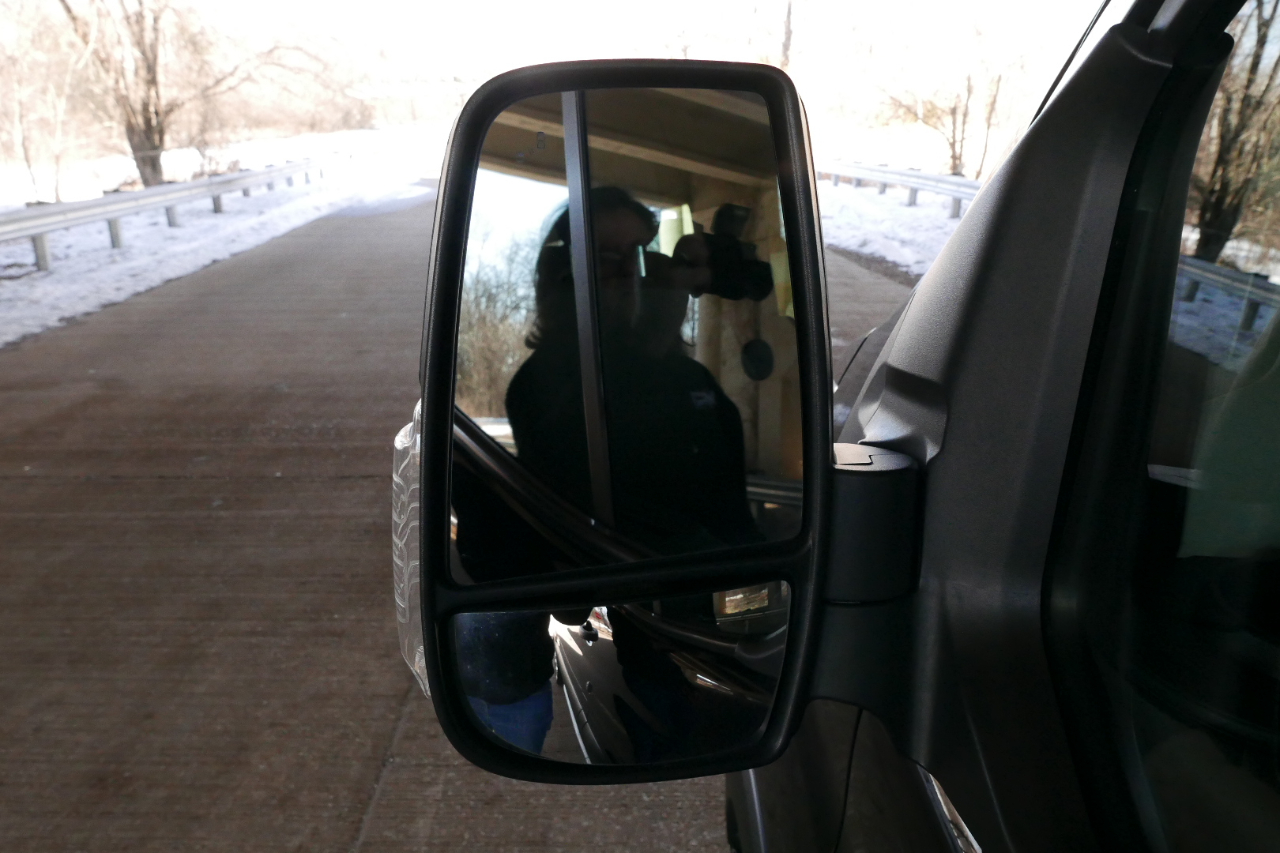 Ford Transit Passenger Wagon T-350 148" Med Roof XLT RWD 2023