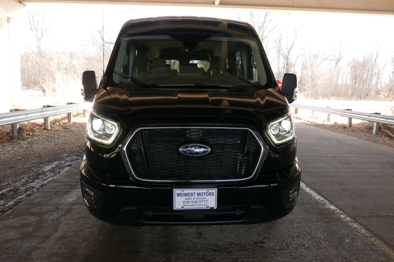Ford Transit Passenger Wagon T-350 148" Med Roof XLT RWD 2023