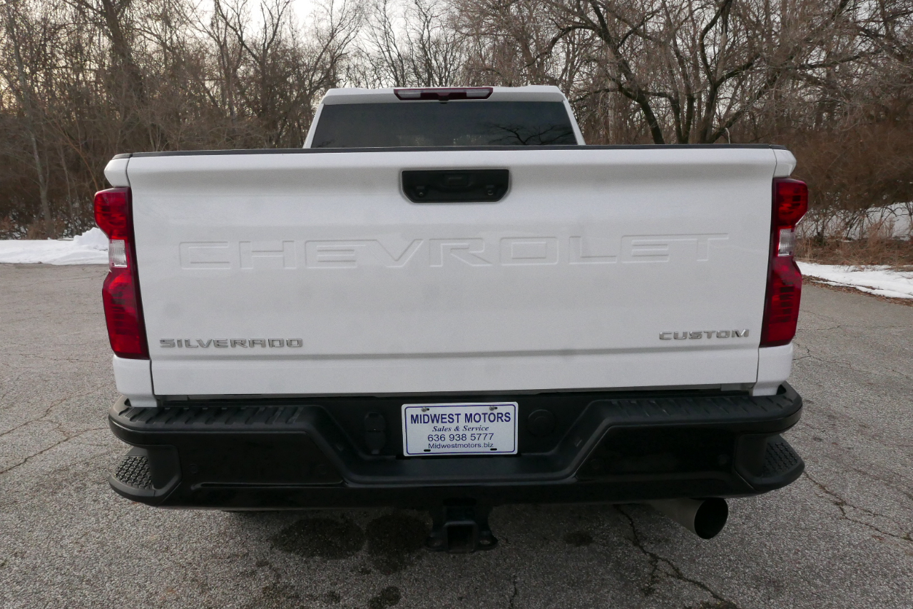 Chevrolet Silverado 2500HD 4WD Crew Cab 159" Custom 2024