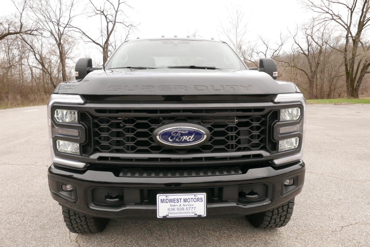 Ford Super Duty F-250 SRW XL 4WD SuperCab 8' Box 2026