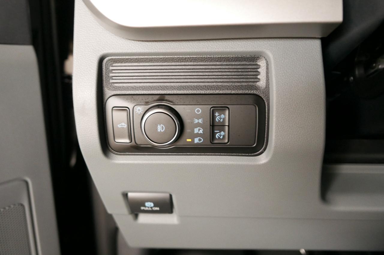 Ford Super Duty F-250 SRW XL 4WD SuperCab 8' Box 2026