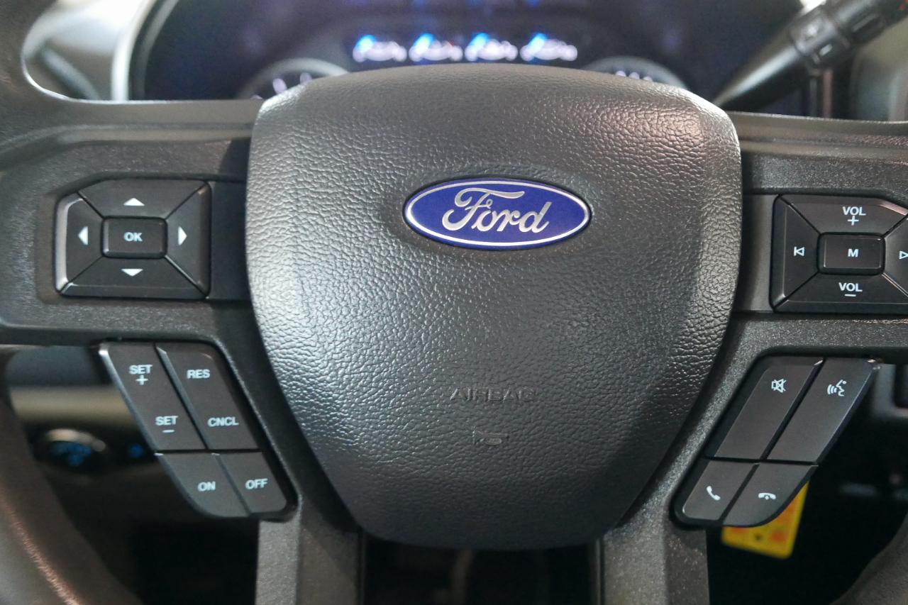 Ford Super Duty F-550 DRW XLT 4WD Crew Cab 203" WB 84" CA 2021