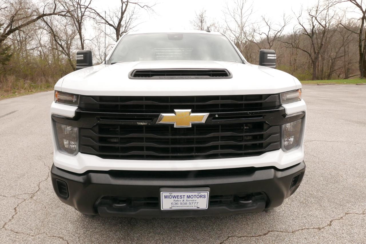 Chevrolet Silverado 3500HD 4WD Crew Cab 172" Work Truck 2024