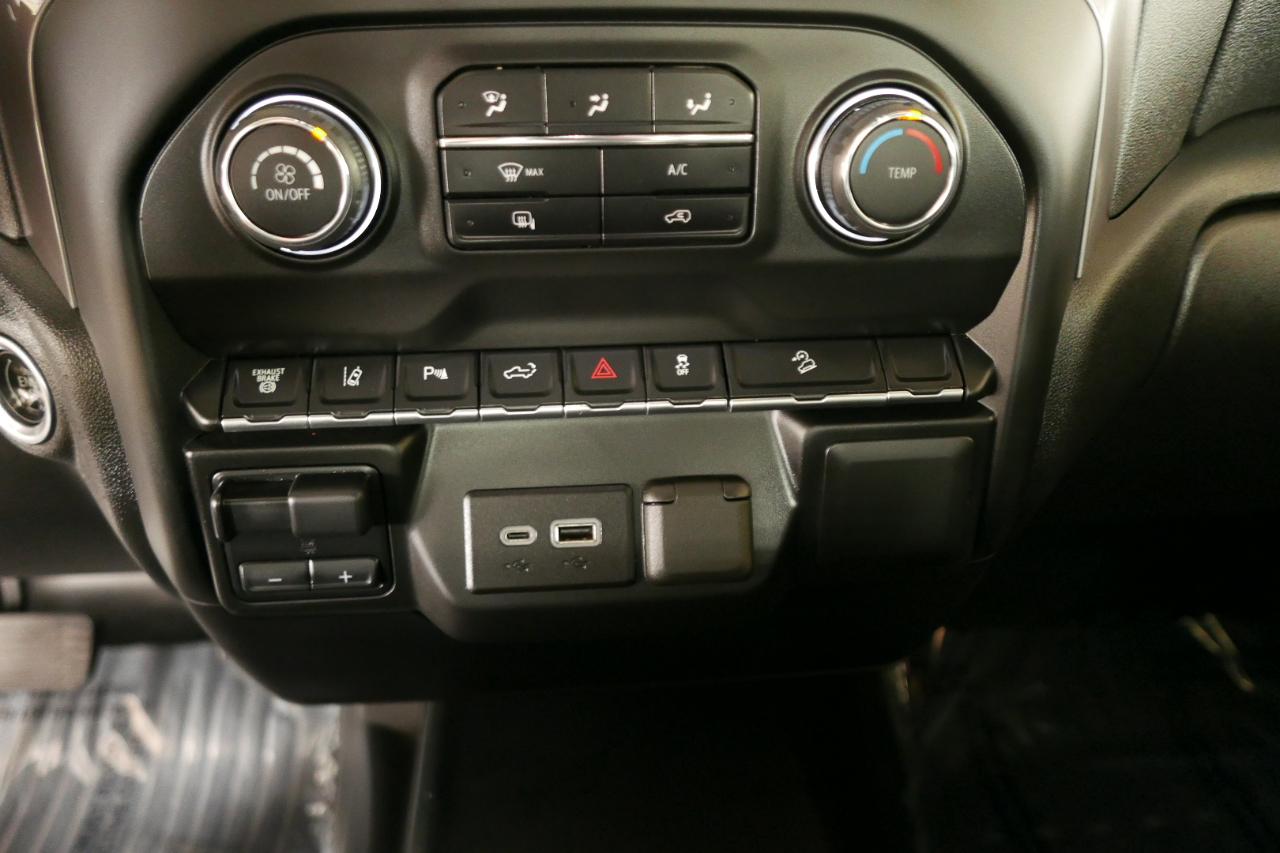 Chevrolet Silverado 3500HD 4WD Crew Cab 172" Work Truck 2024