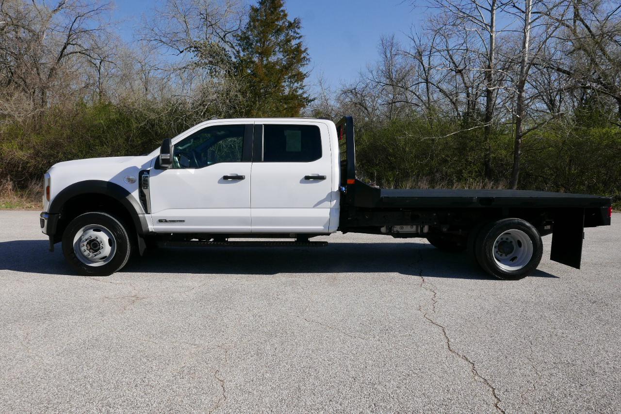 Ford Super Duty F-550 DRW XL 4WD Crew Cab 203" WB 84" CA 2024