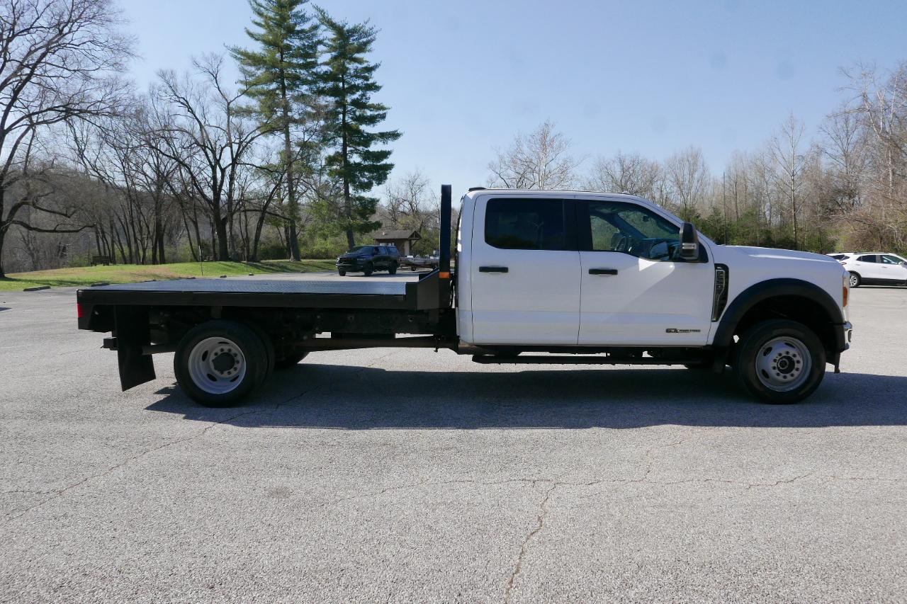 Ford Super Duty F-550 DRW XL 4WD Crew Cab 203" WB 84" CA 2024