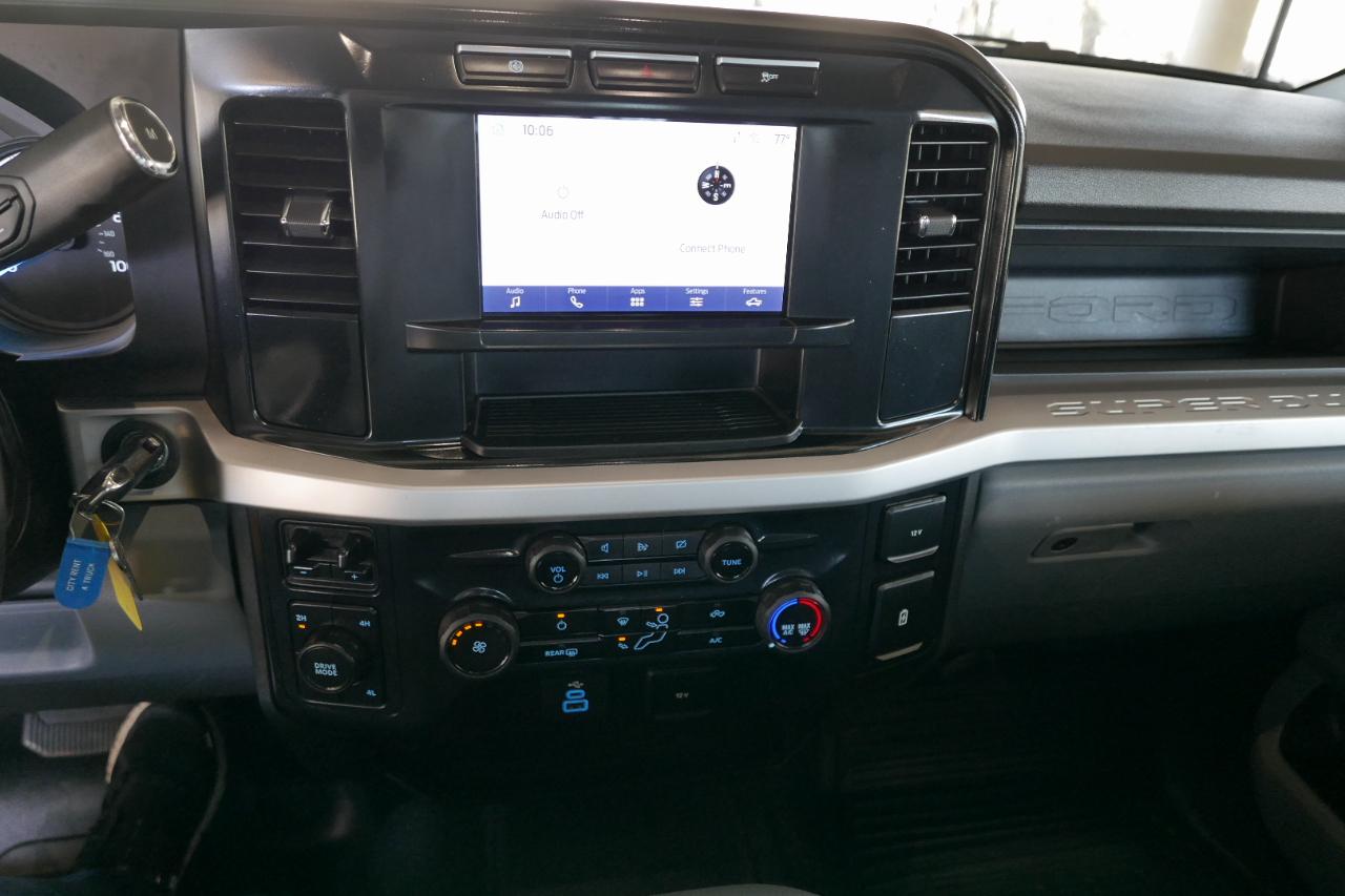 Ford Super Duty F-550 DRW XL 4WD Crew Cab 203" WB 84" CA 2024