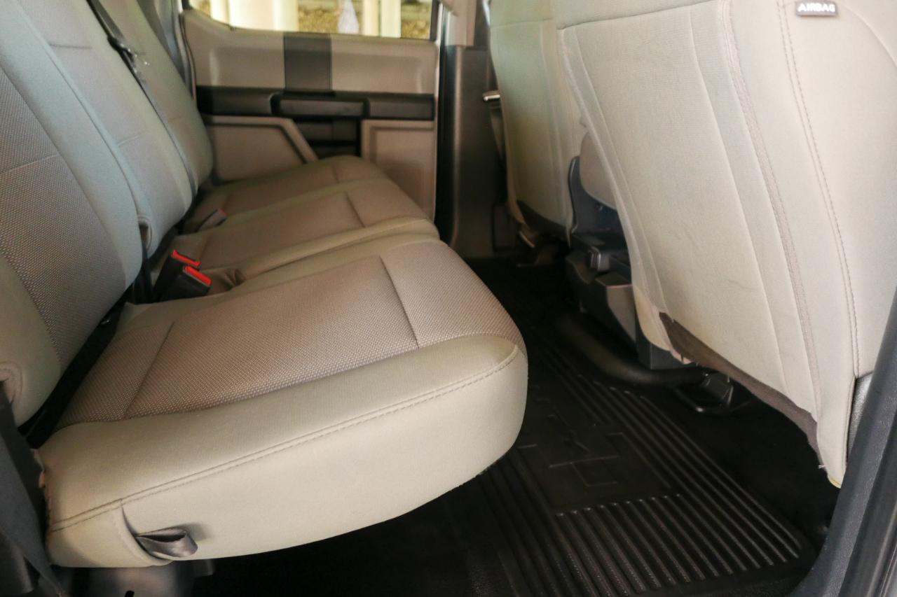 Ford Super Duty F-350 SRW XL 4WD Crew Cab 8' Box 2022