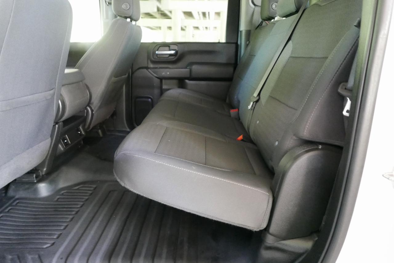 Chevrolet Silverado 2500HD 4WD Crew Cab 172" Custom 2024