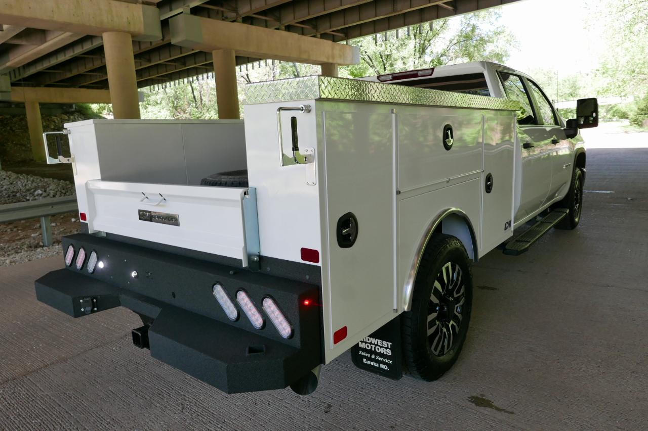 Chevrolet Silverado 2500HD 4WD Crew Cab 172" Custom 2024