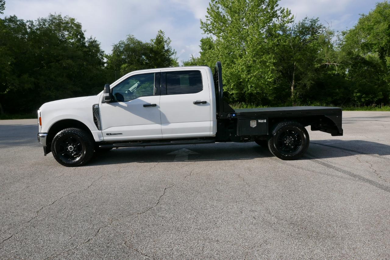 Ford Super Duty F-350 SRW XLT 4WD Crew Cab 8' Box 2024