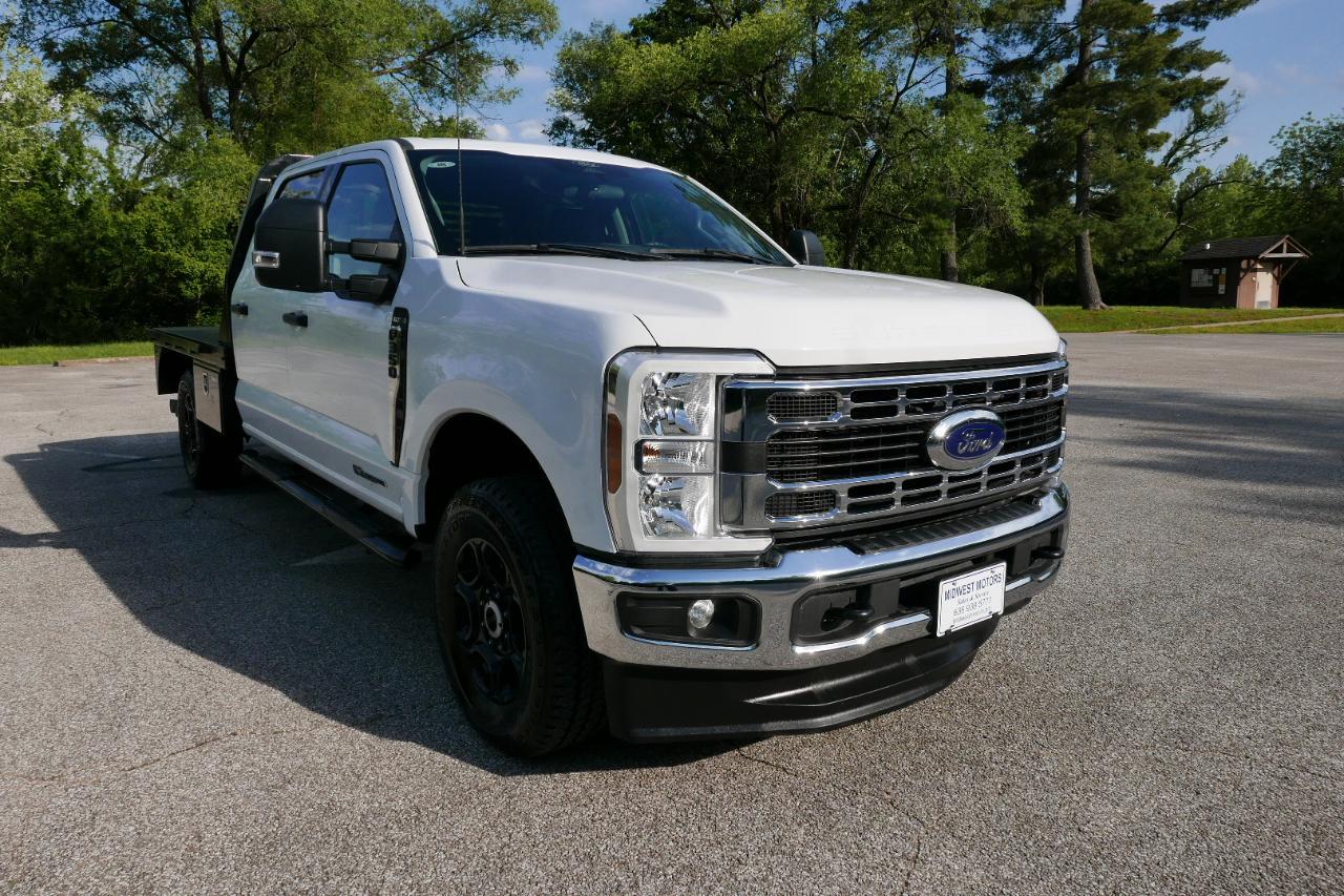 Ford Super Duty F-350 SRW XLT 4WD Crew Cab 8' Box 2024