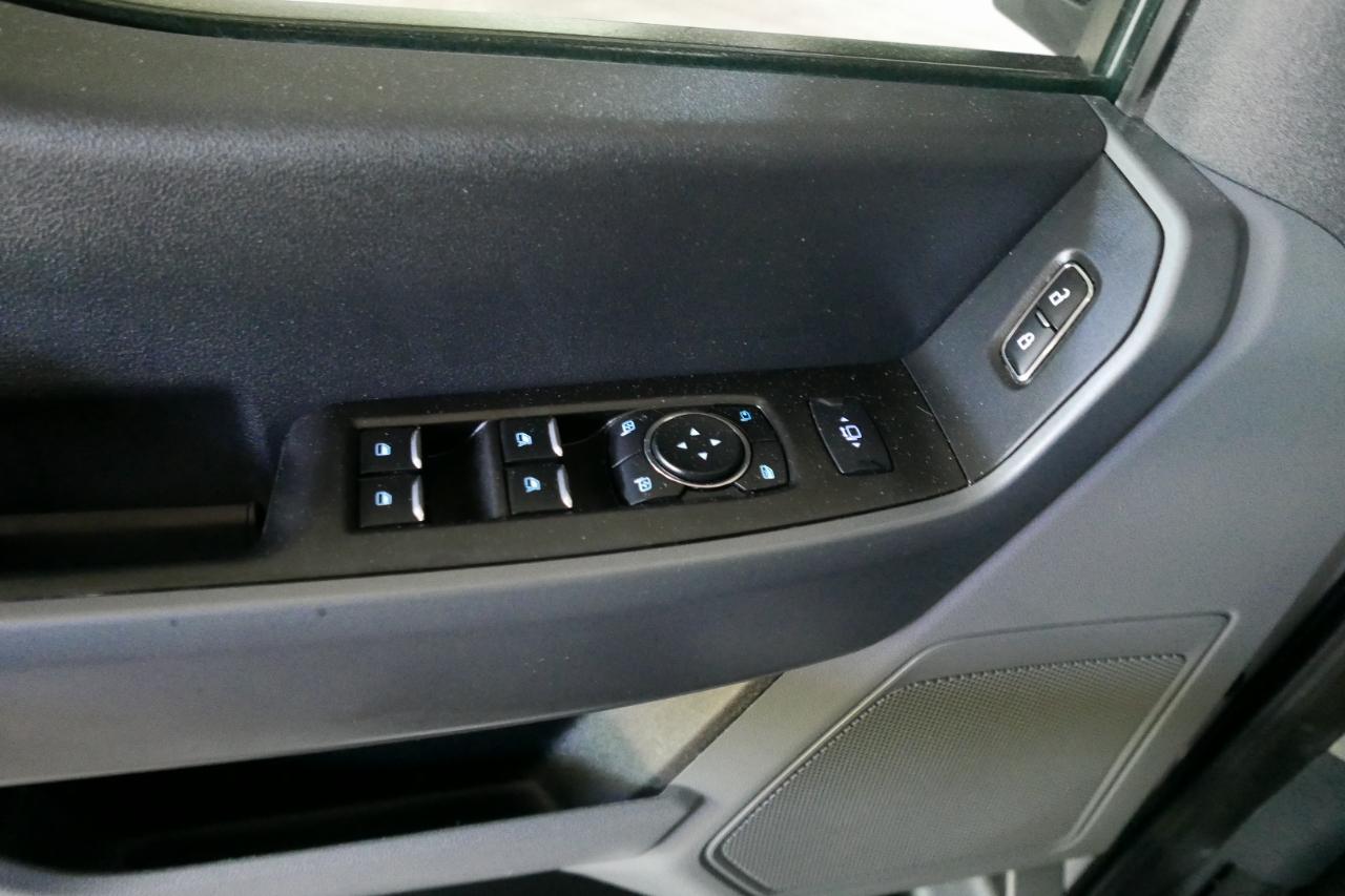 Ford Super Duty F-350 SRW XLT 4WD Crew Cab 8' Box 2024